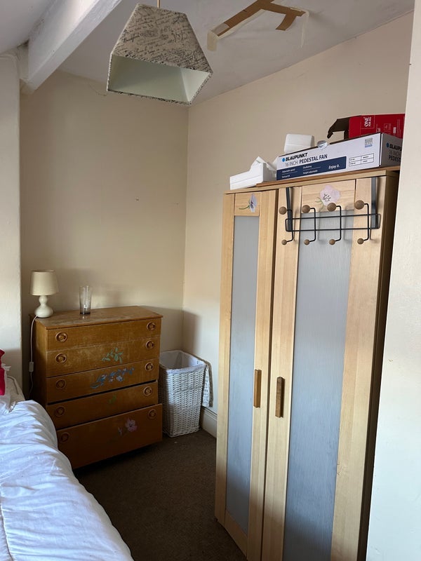 Room Wilkinson Avenue in Nottingham