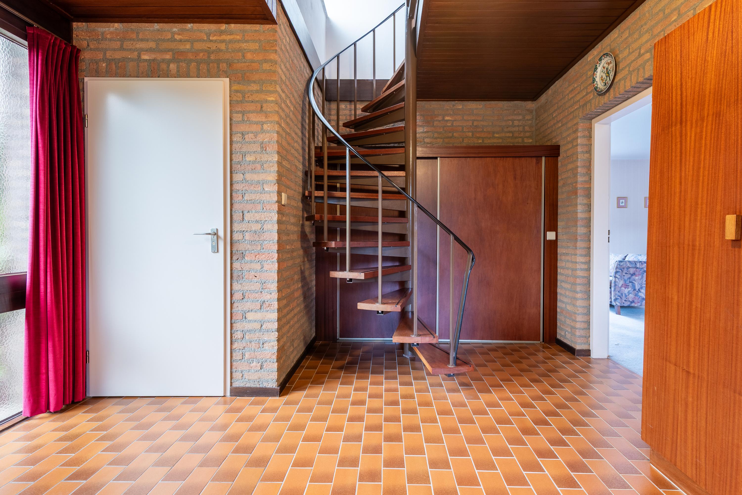 Twee-onder-één-kap te koop: Tweelingenlaan 7, Eindhoven