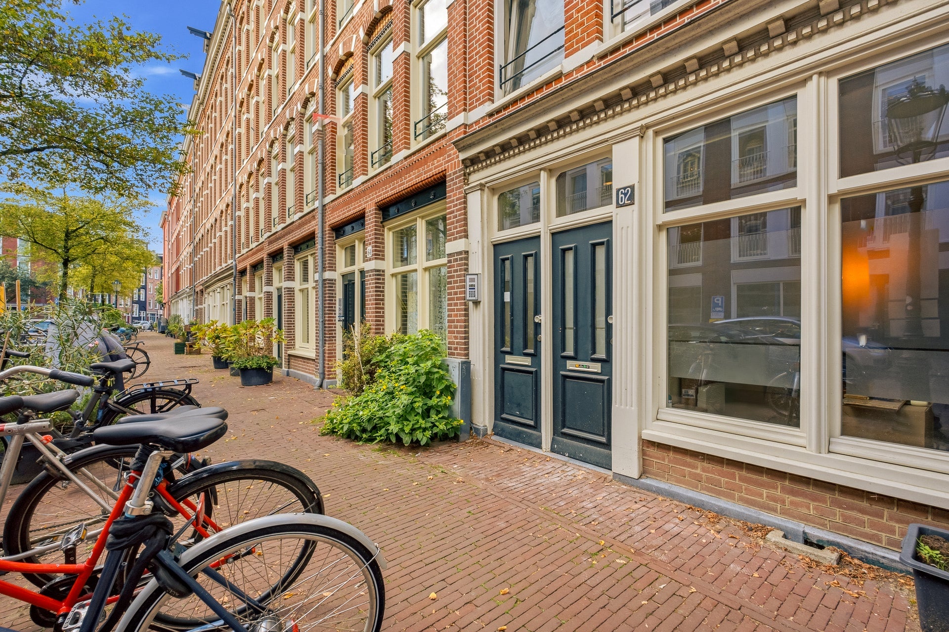 Studio te koop: Van Hogendorpstraat 62-3, Amsterdam