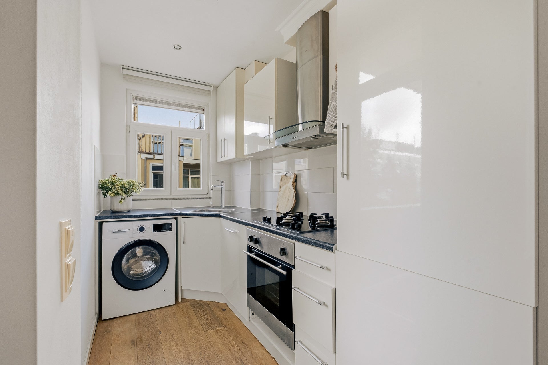 Studio te koop: Van Hogendorpstraat 62-3, Amsterdam