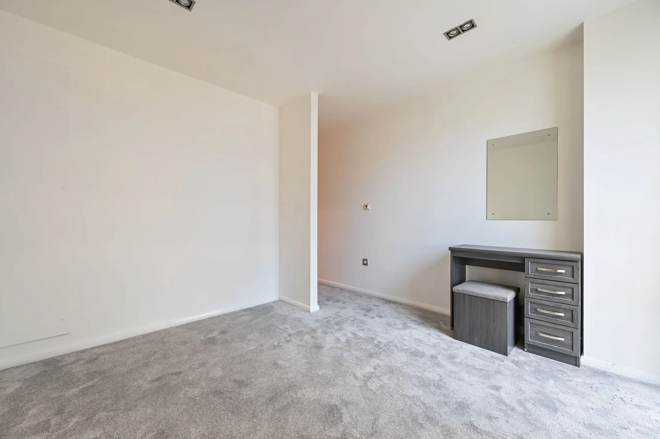 Flat Limeharbour in Greater London