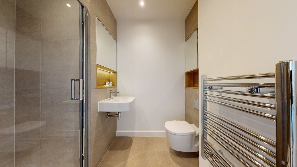 Flat Highgate Hill in Greater London