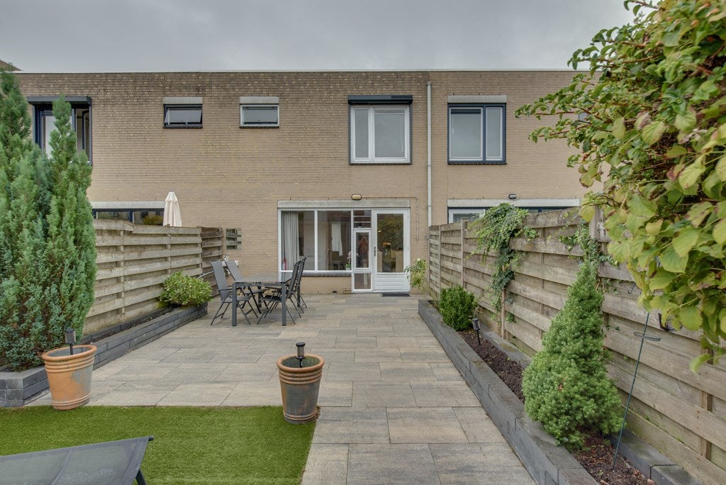 Tussenwoning te koop: Thorbeckeplantsoen 46, 'S-Hertogenbosch