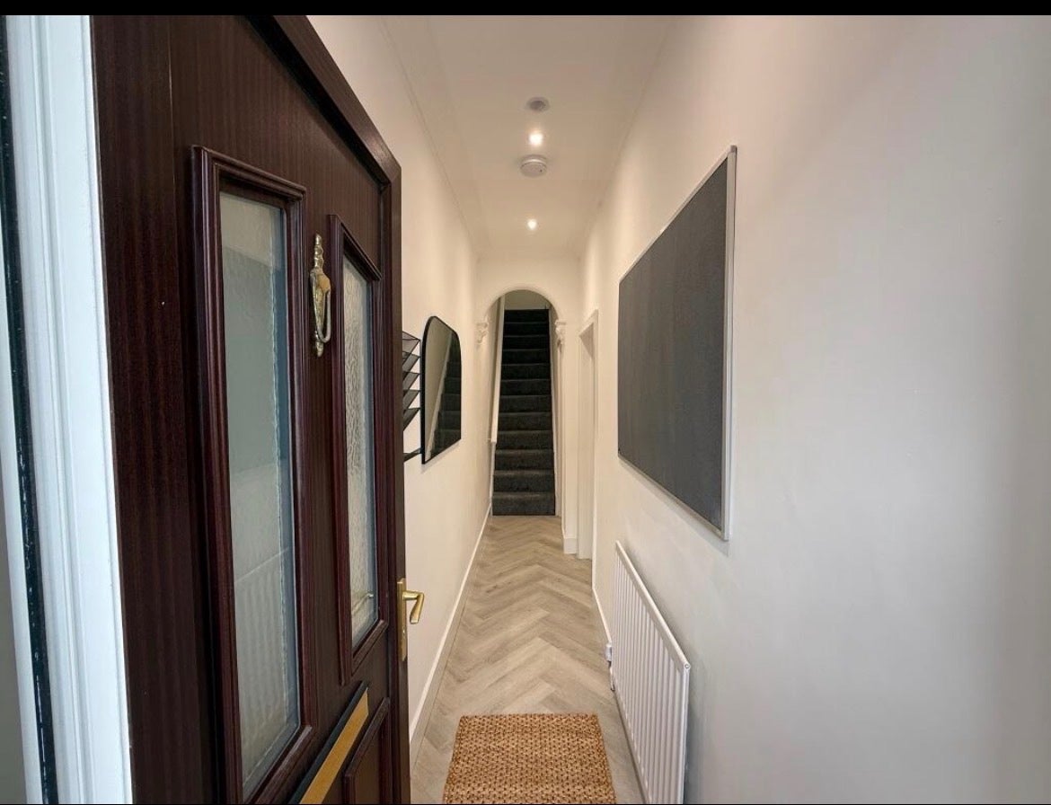 Room Burnley Street in Stoke-on-Trent