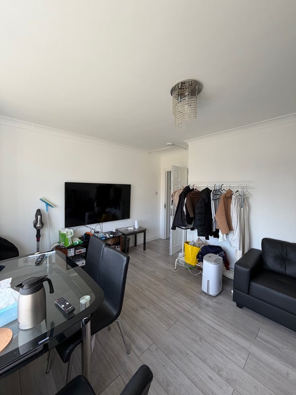 Room Morris Gardens in Greater London