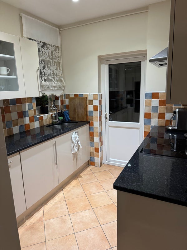 Room Domonic Drive in Greater London