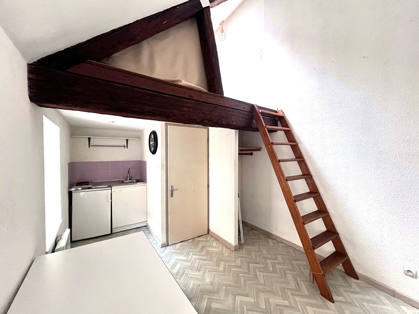 Flat Rue de l'Industrie in Besançon