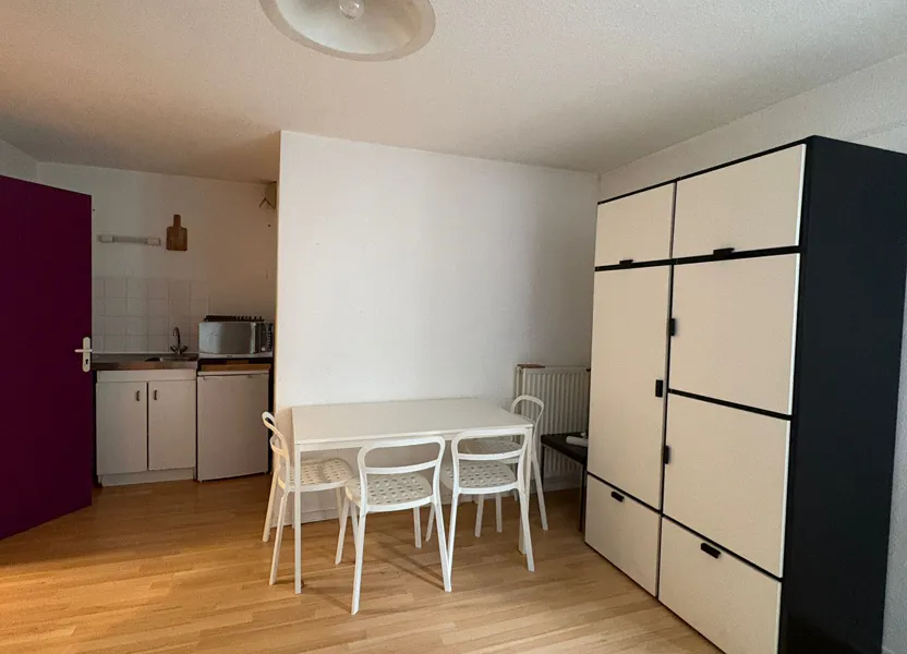 Flat Rue Auguste-Étienne Mayer in Brest