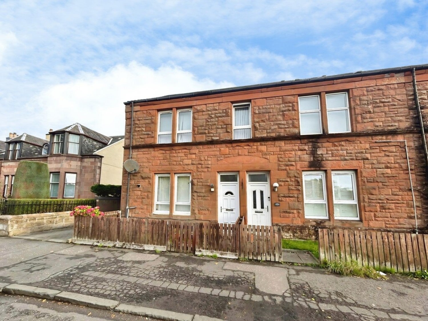 Flat Excelsior Street in Wishaw