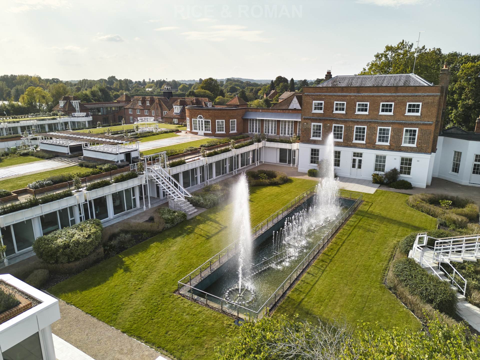 Flat Coldharbour Lane in Borough of Runnymede