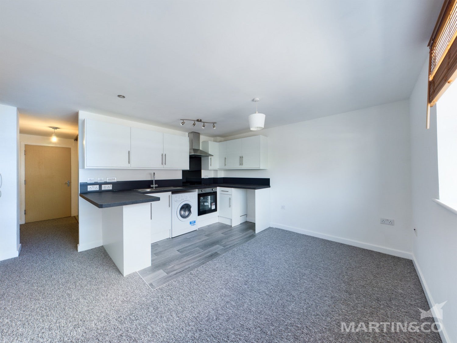 Flat Ockley Road in Arun
