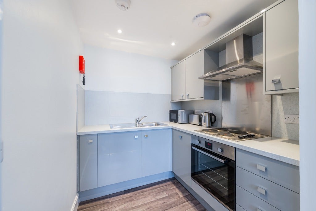 Flat Victoria Quay in City of Edinburgh