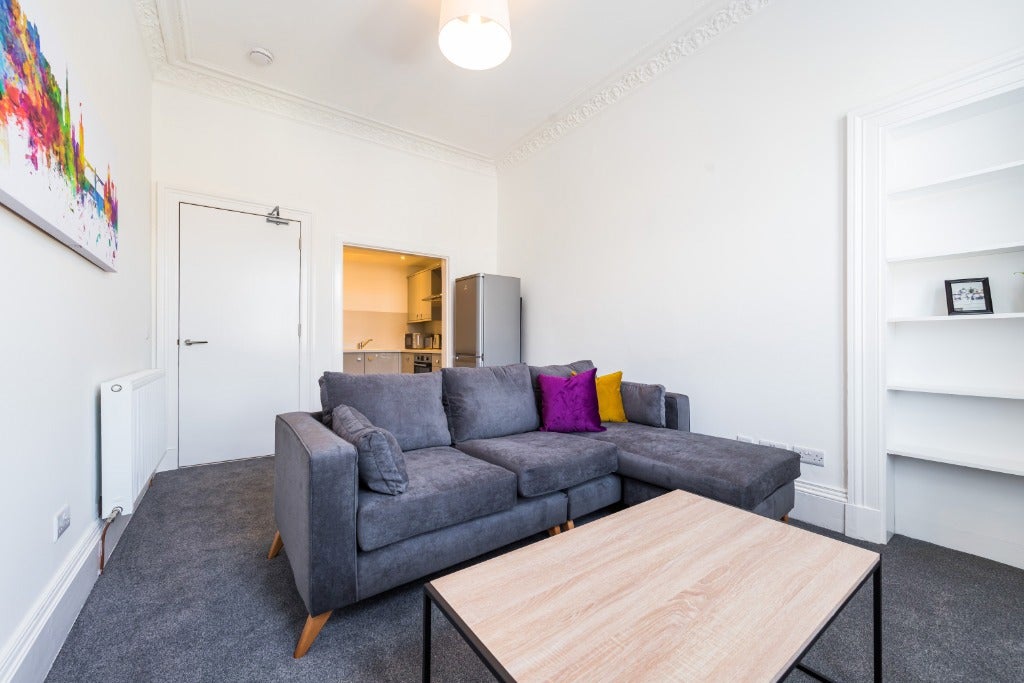 Flat Victoria Quay in City of Edinburgh