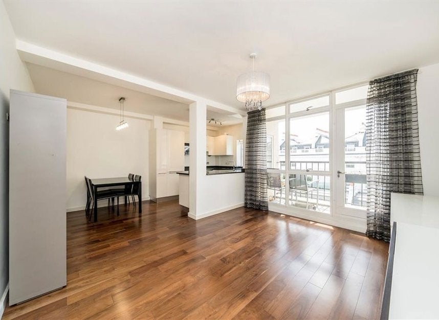 Flat Lancaster Gate in City of Westminster