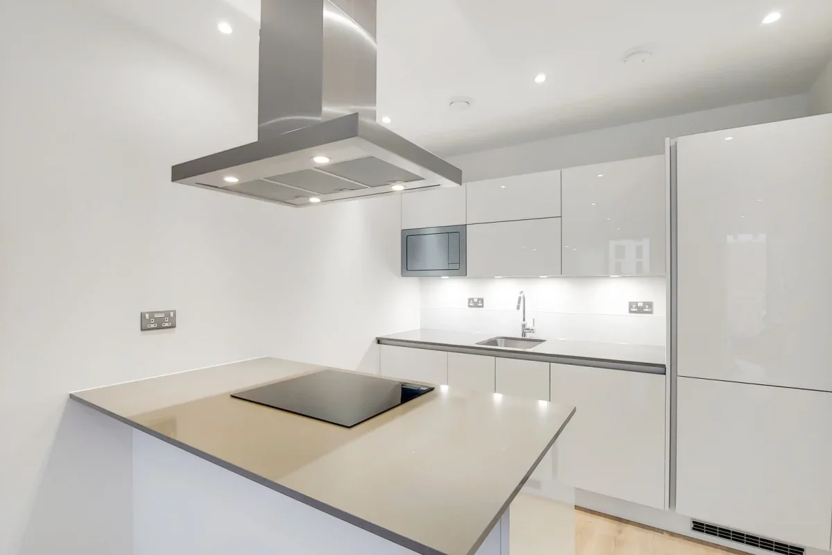 Flat Forrester Way in Greater London