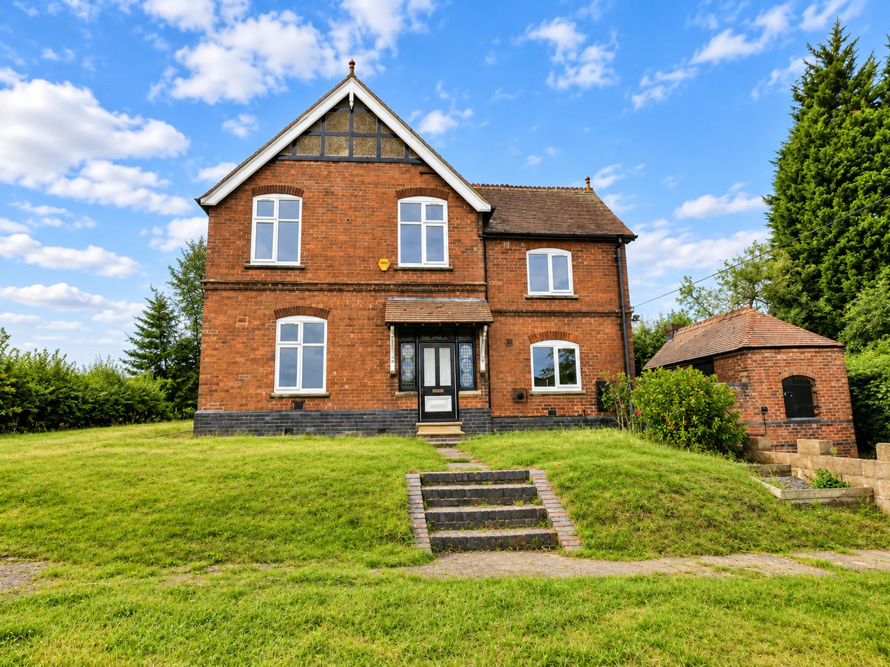 House Lullington Road in South Derbyshire