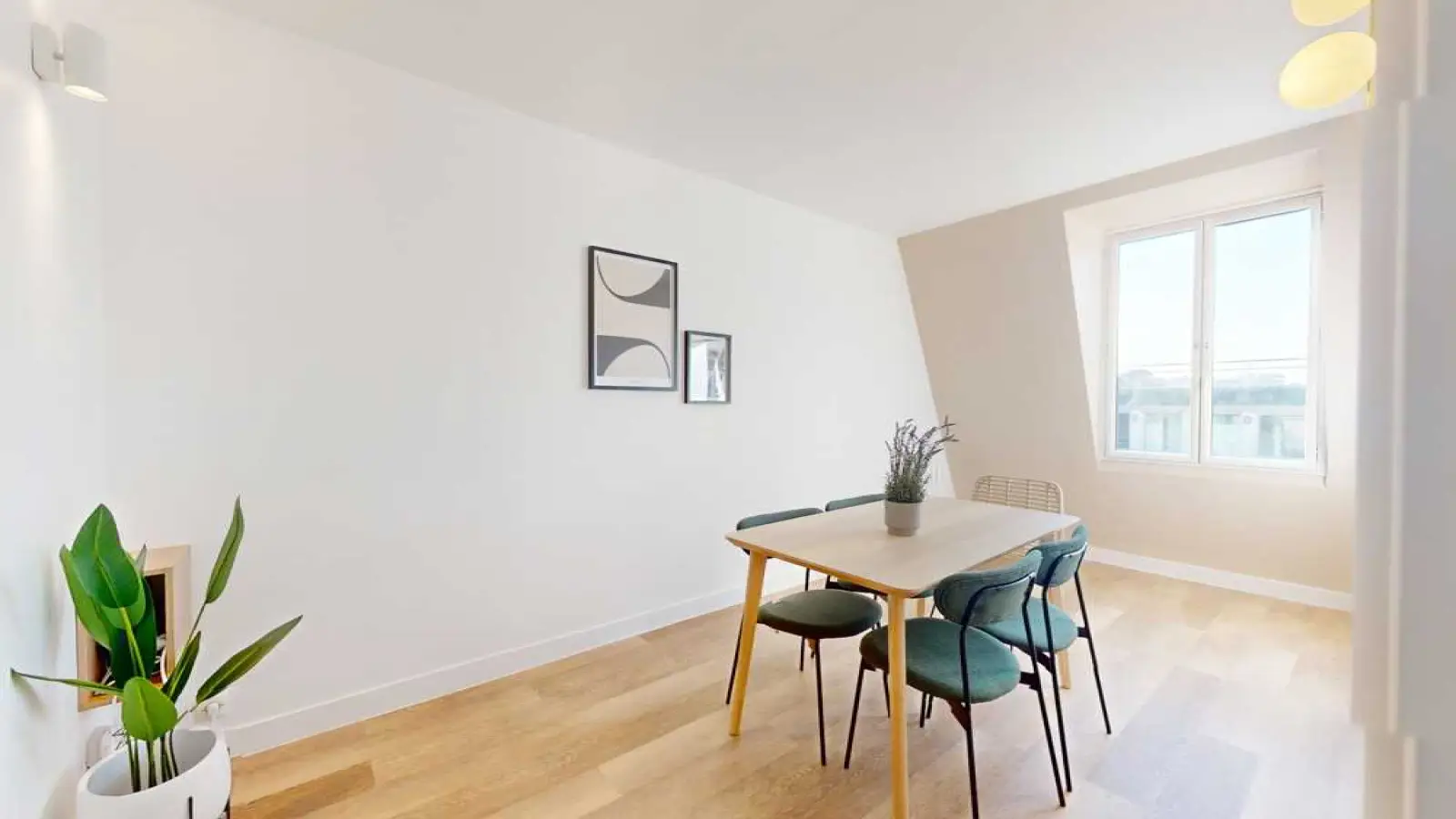 Chambre Rue Beaujon à Paris