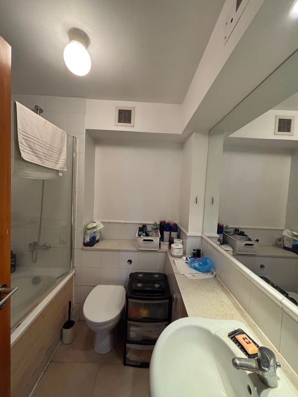 Room Belvedere Road in Greater London
