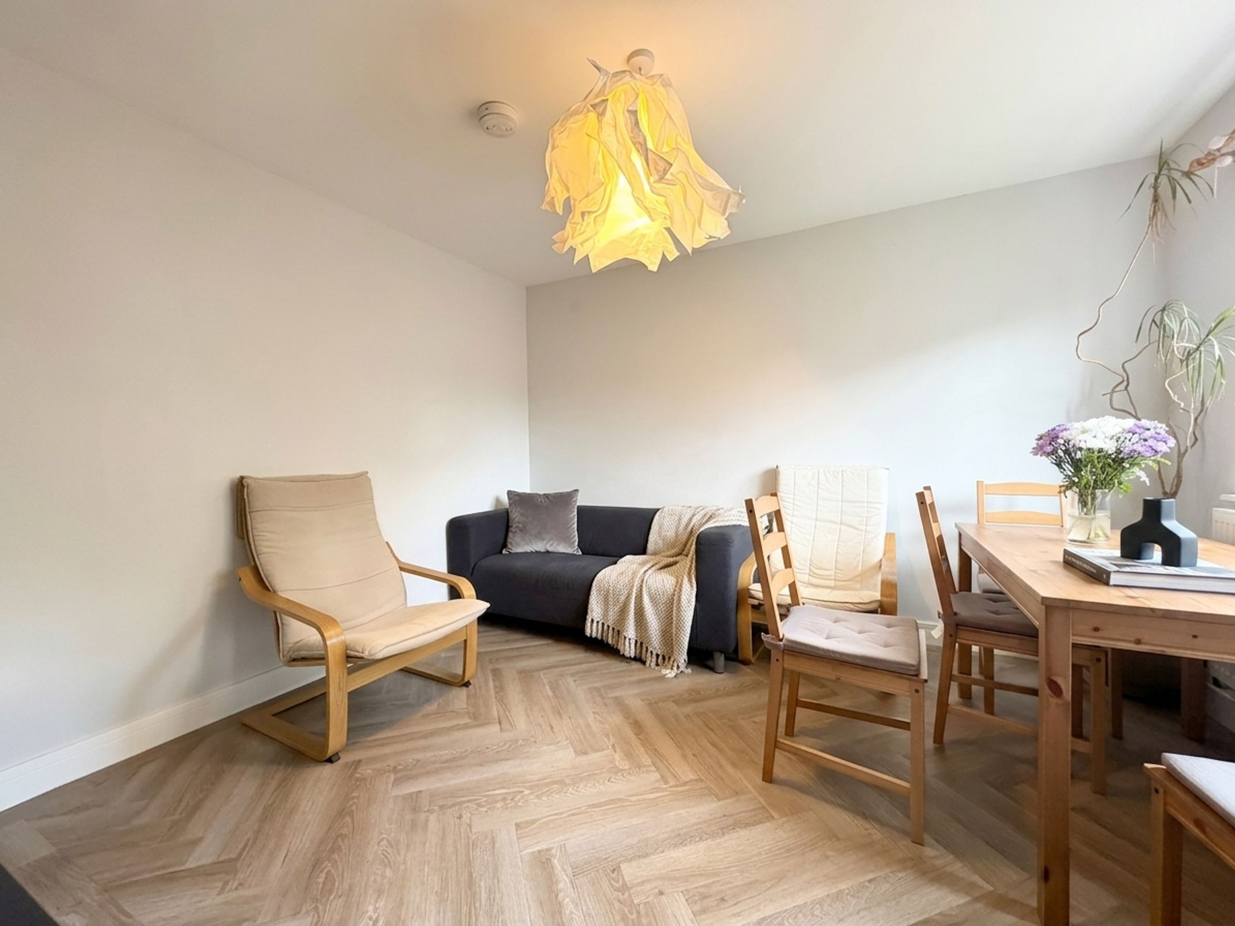 House Pilkington Close in Filton