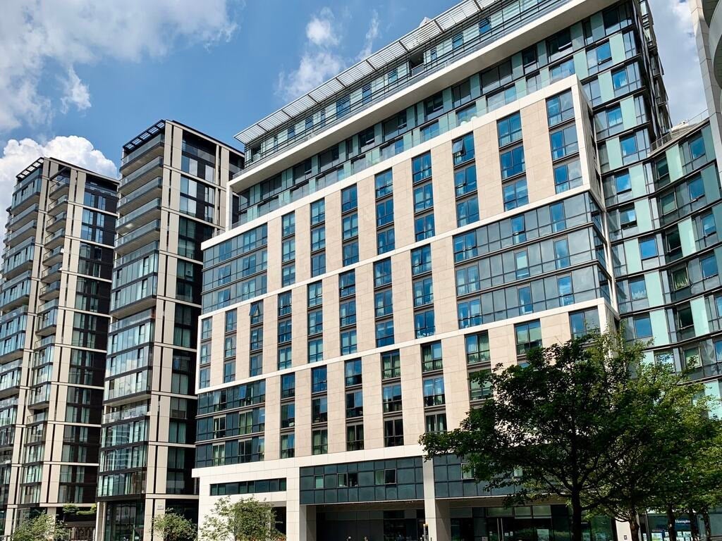 Flat Merchant Square in City of Westminster