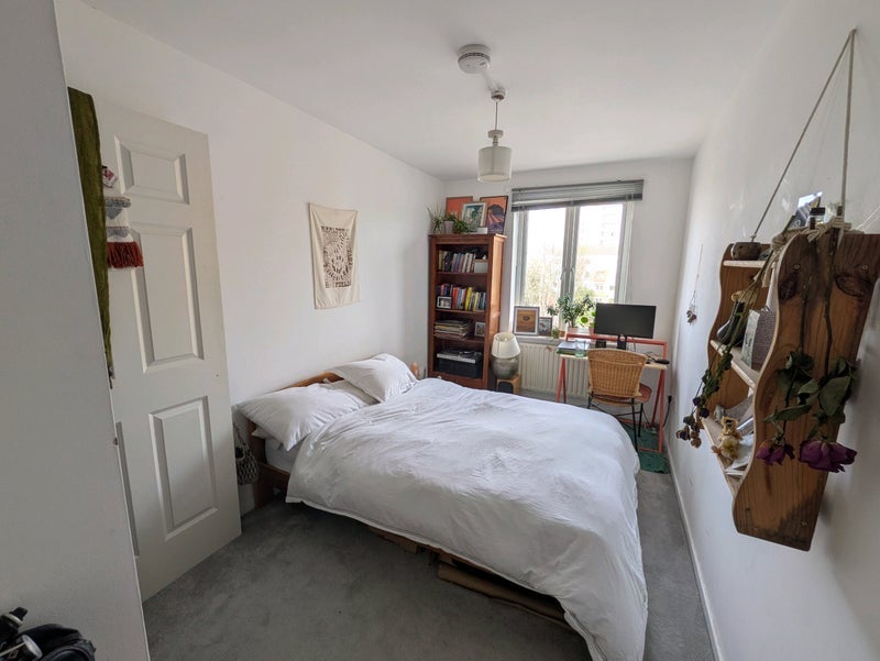 Room Old Ford Road in Greater London