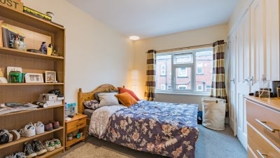 House Mayville Avenue in Leeds