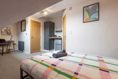 House Beulah Grove in Leeds