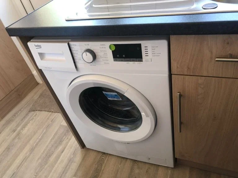 Room Maplestead Road in Greater London