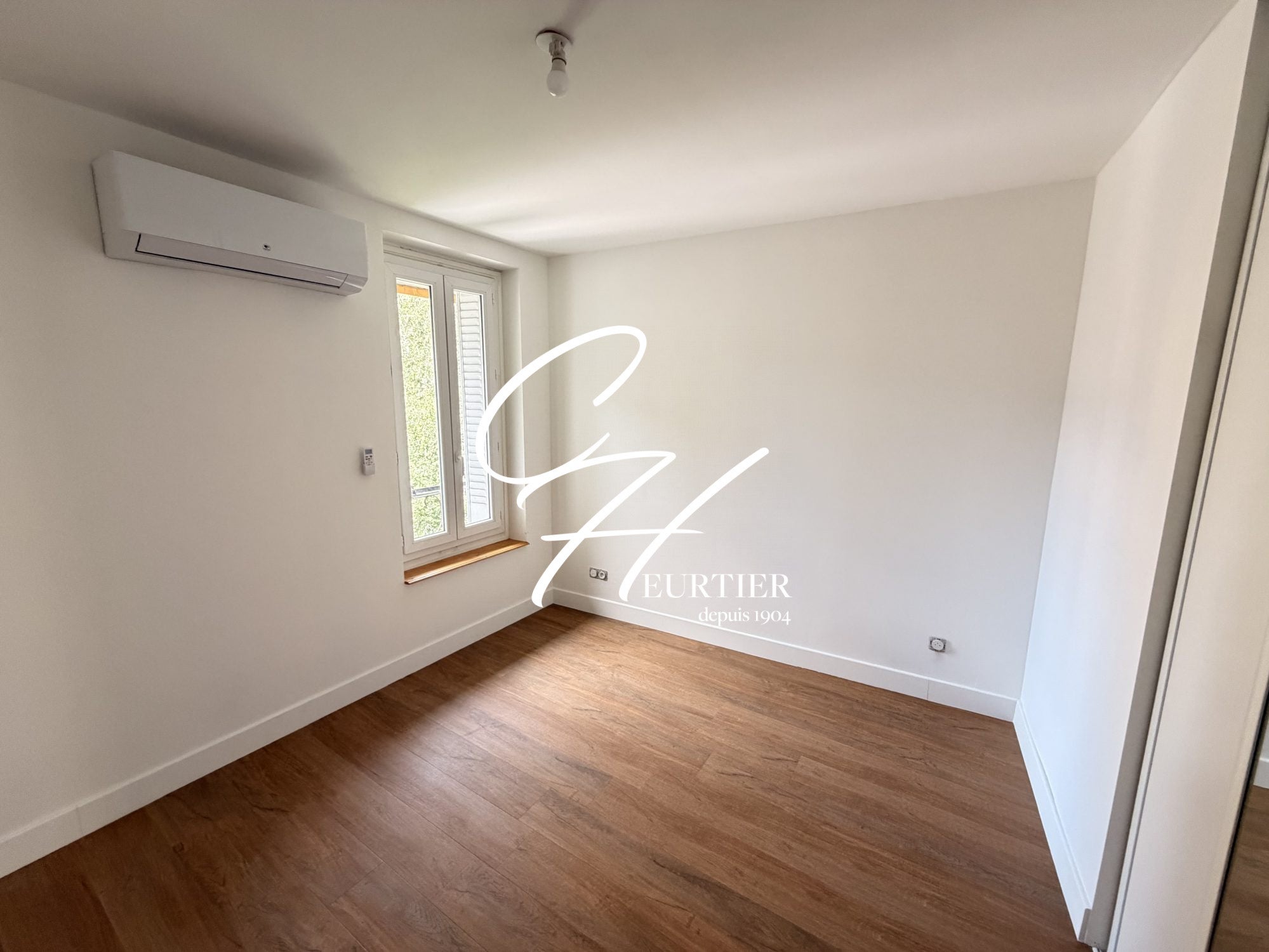 Flat Rue Marbeuf in Grenoble