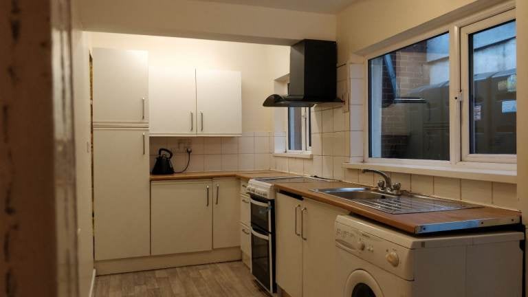 Room Ava Avenue in Belfast