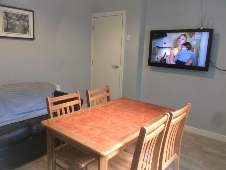 Room Ava Avenue in Belfast