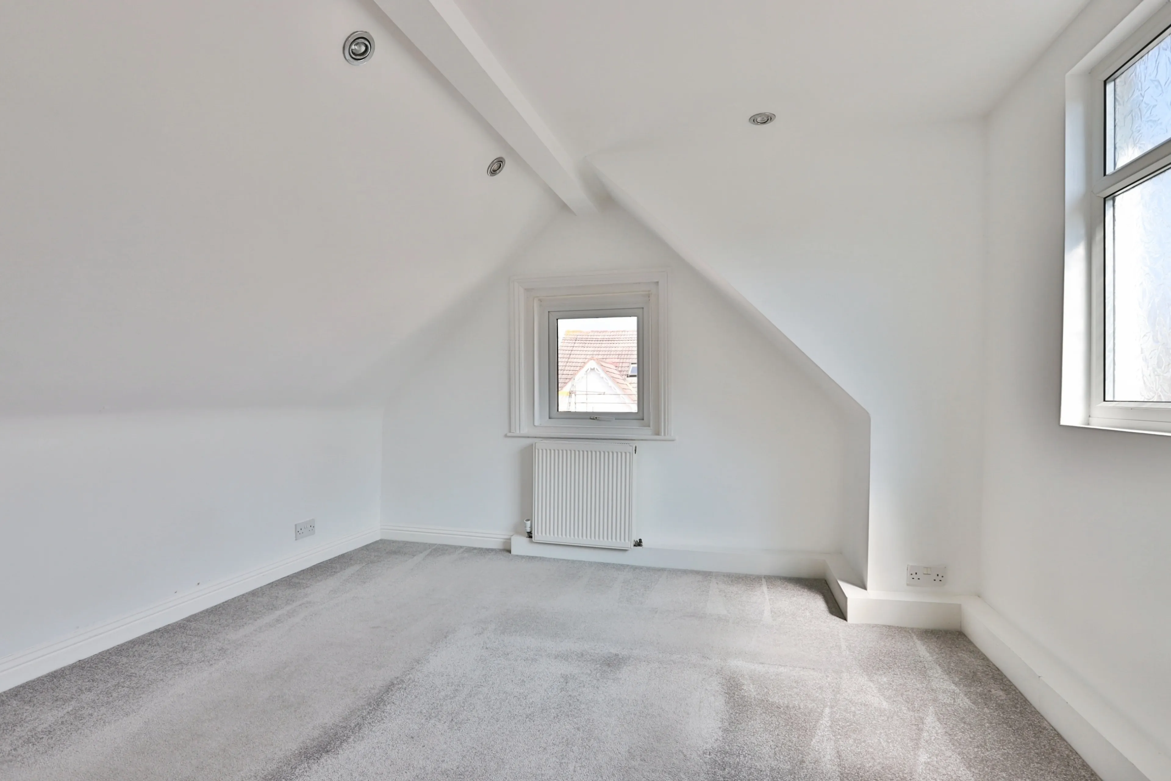 Flat Westby Road in Bournemouth