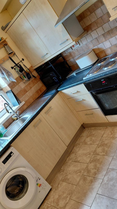 Flat Holderness Way in Greater London