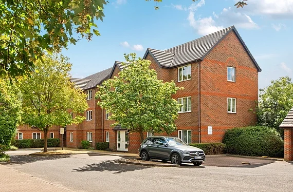 Flat John Austin Close in Greater London