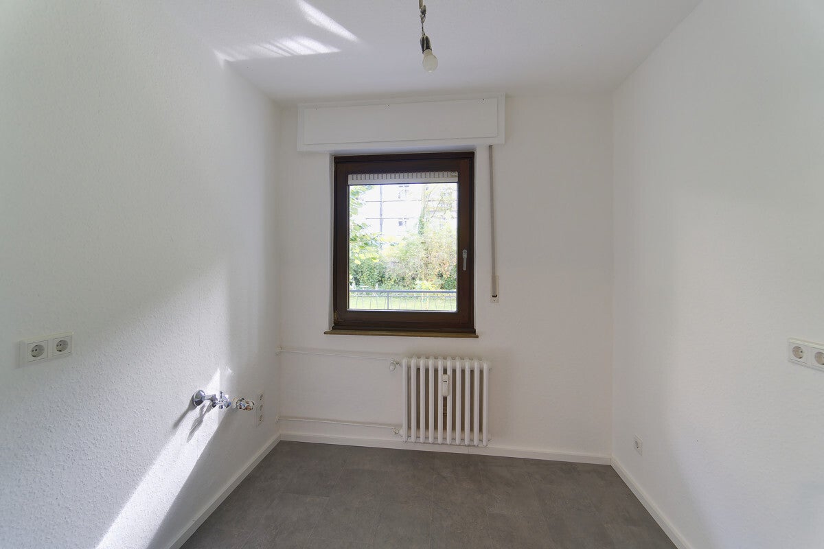 Wohnung Reisholzer Straße in Düsseldorf