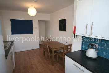 Room Shaw Street in Liverpool