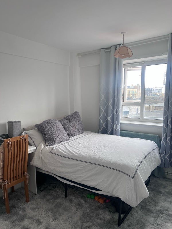 Room Carter Place in Greater London