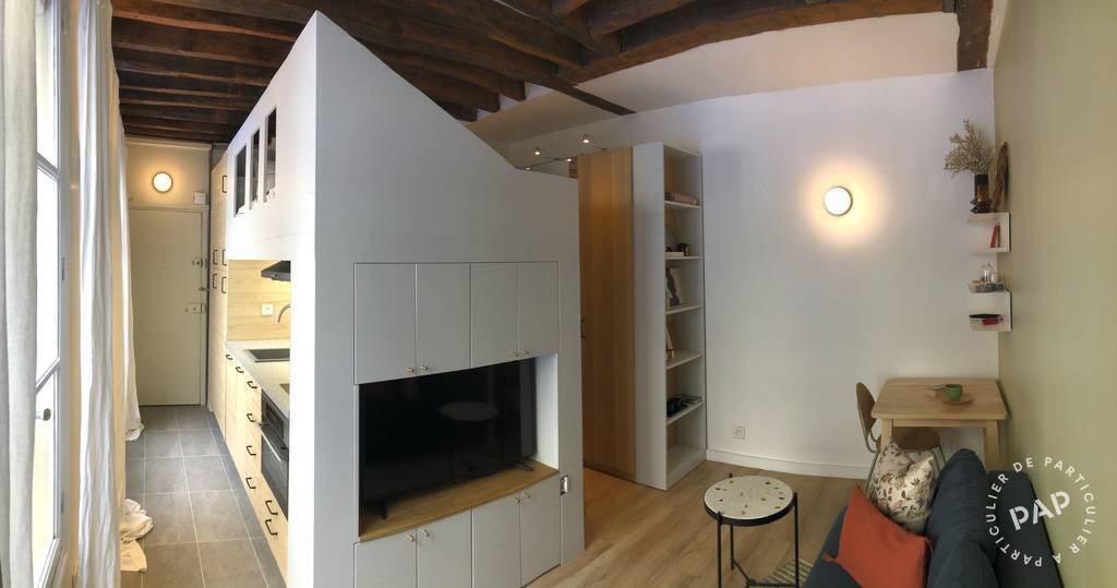 Flat Rue Sainte-Croix de la Bretonnerie in Paris