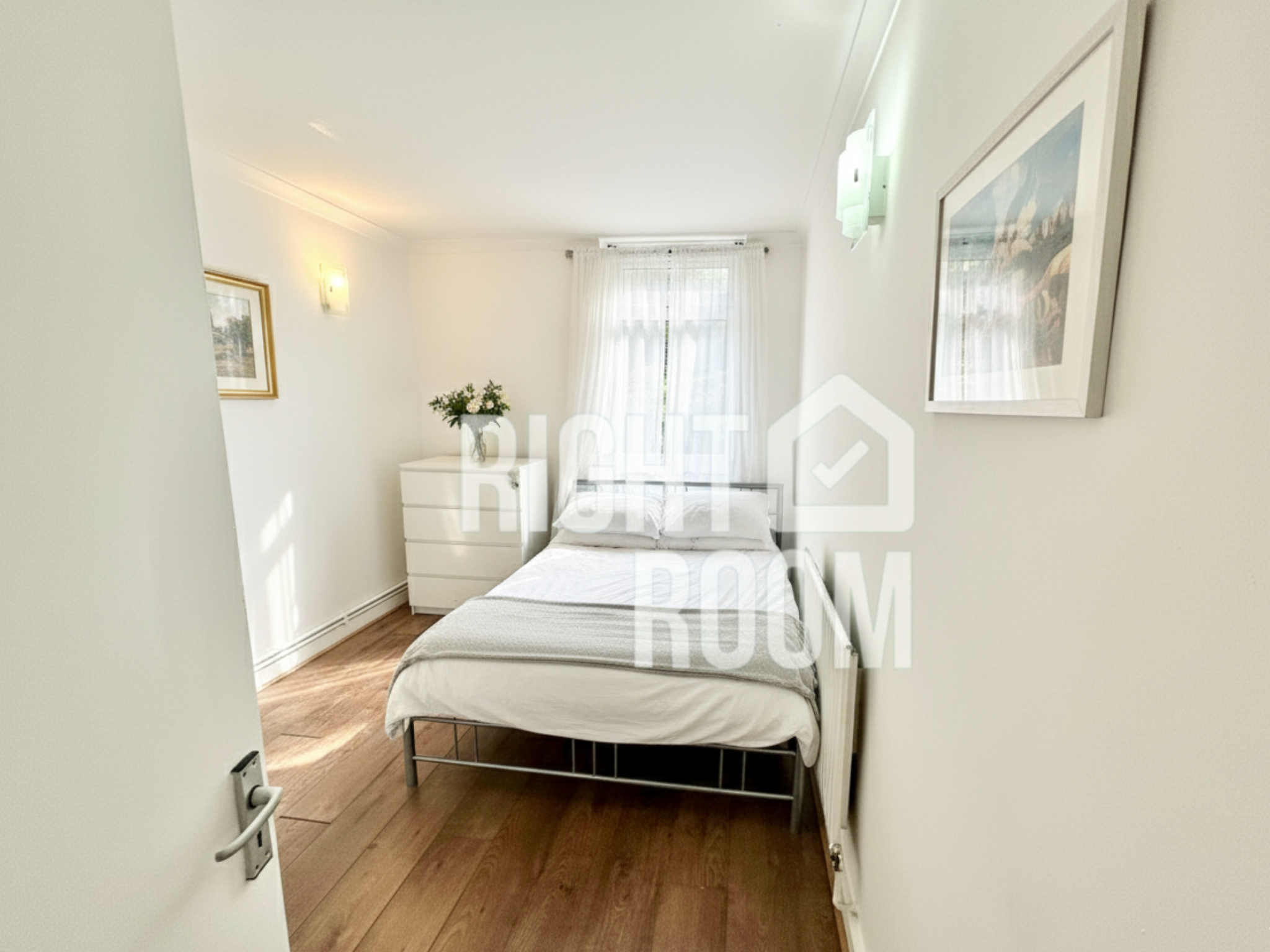 Room Chingford Road in Greater London