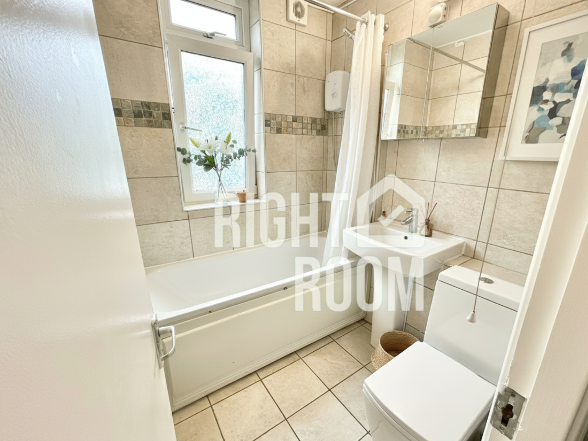 Room Chingford Road in Greater London