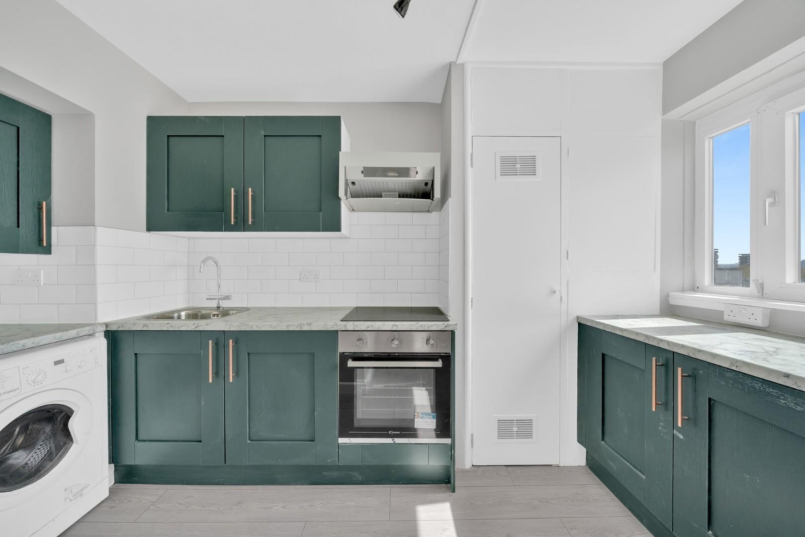 Flat Geffrye Court in Greater London