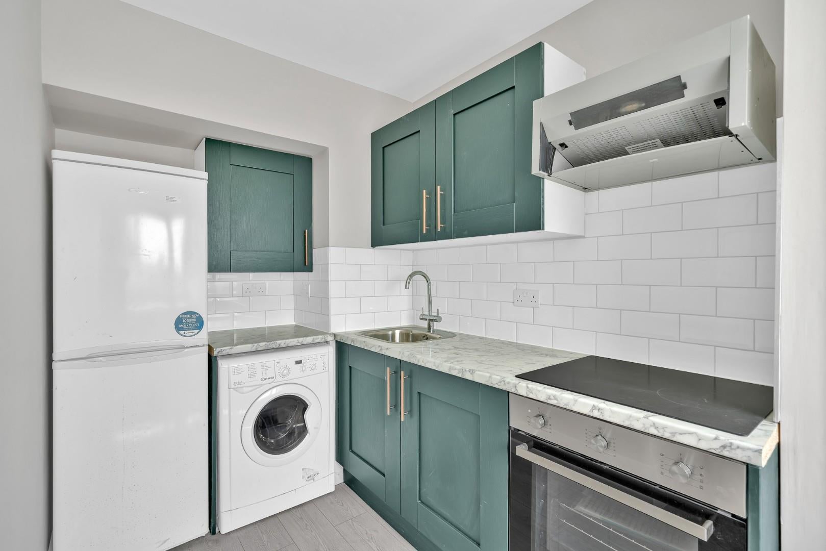 Flat Geffrye Court in Greater London