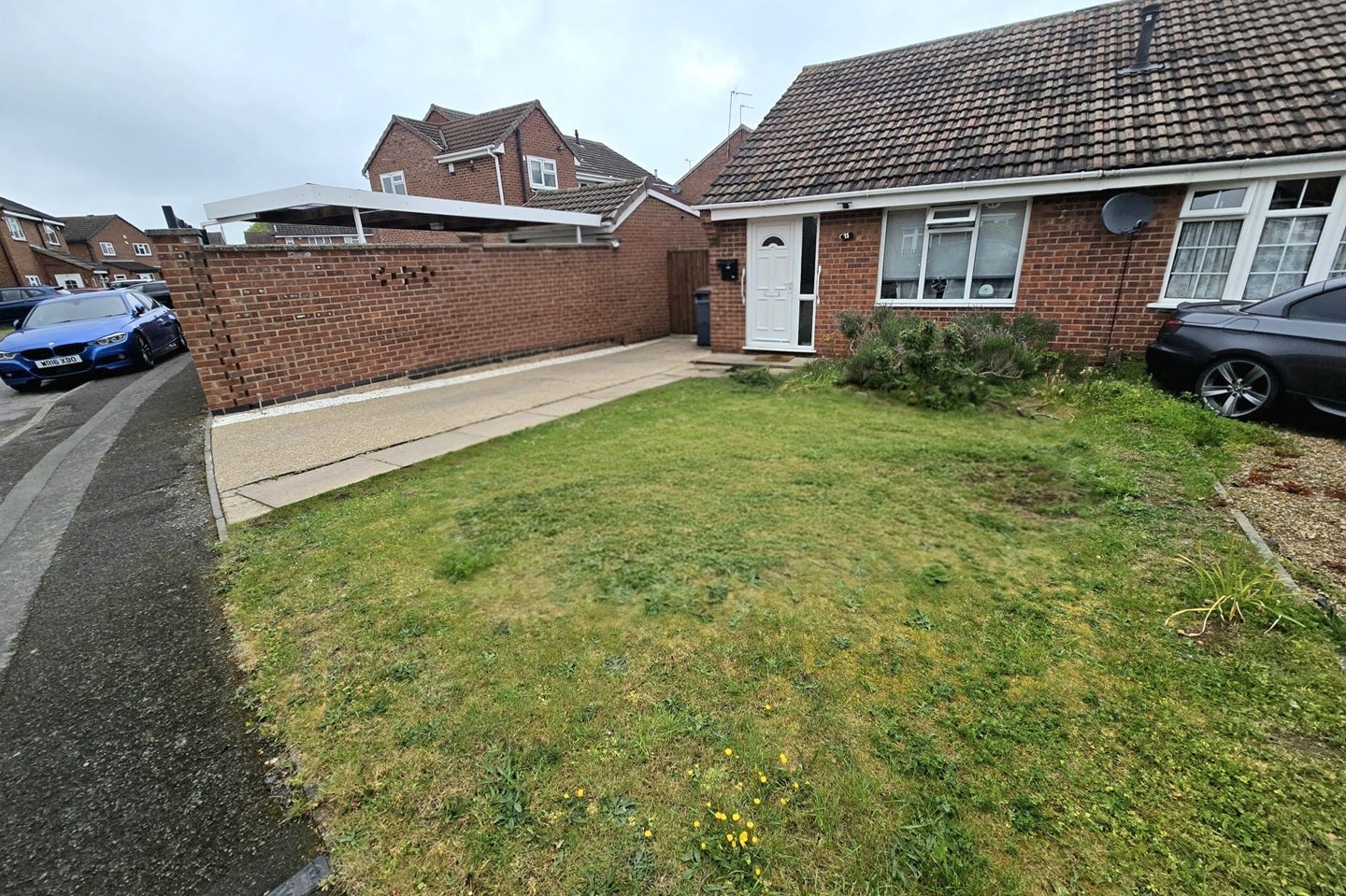 House Faldo Close in Leicester
