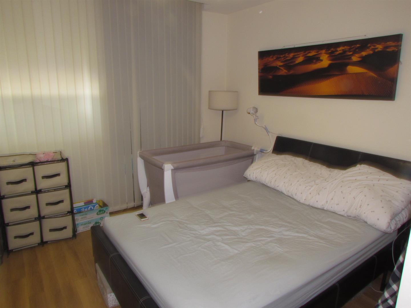Flat Mortimer Square in Milton Keynes