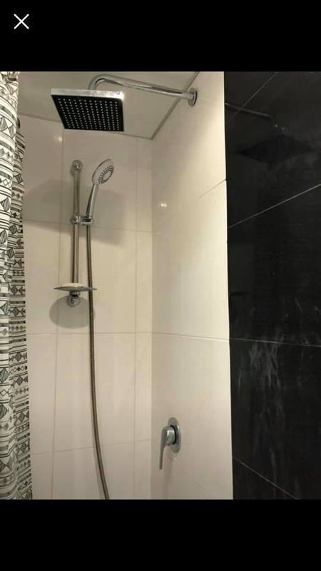 Room Ravenet Street in Greater London