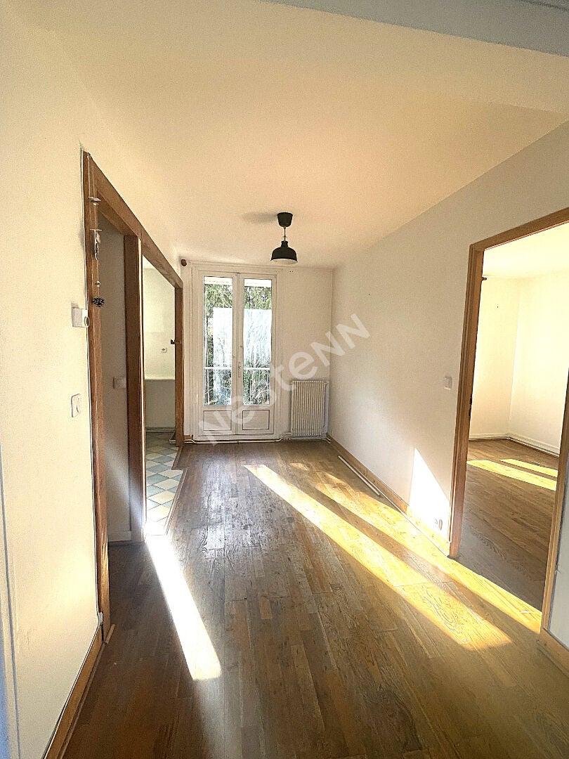 Flat Rue Sadi Carnot in Bagnolet