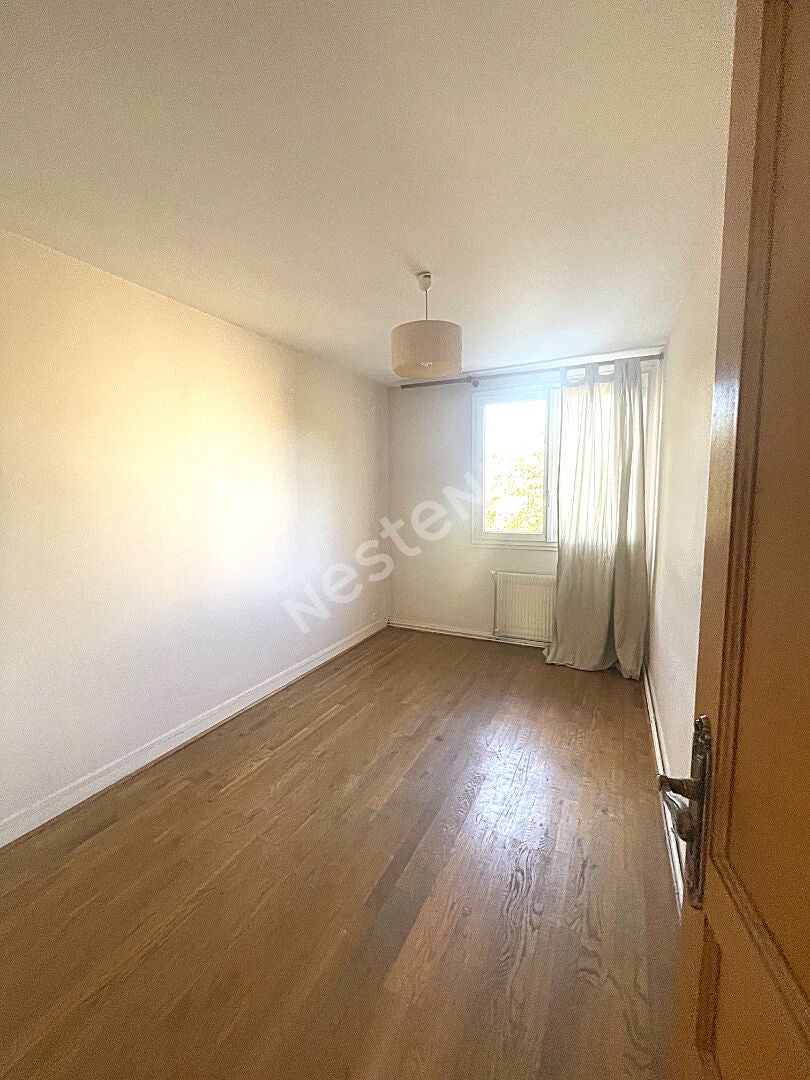 Flat Rue Sadi Carnot in Bagnolet