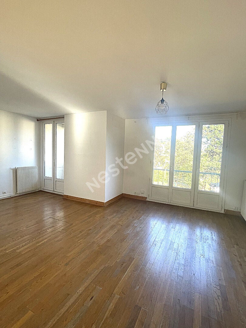 Flat Rue Sadi Carnot in Bagnolet