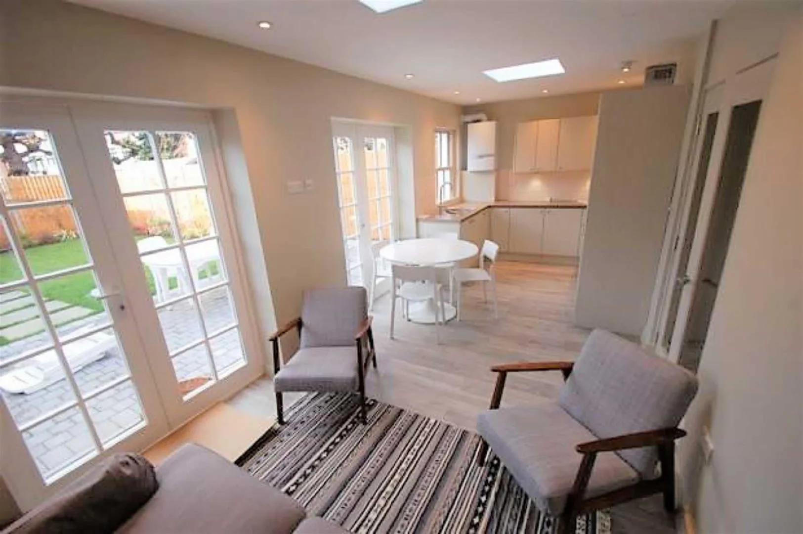 House The Burroughs in Greater London