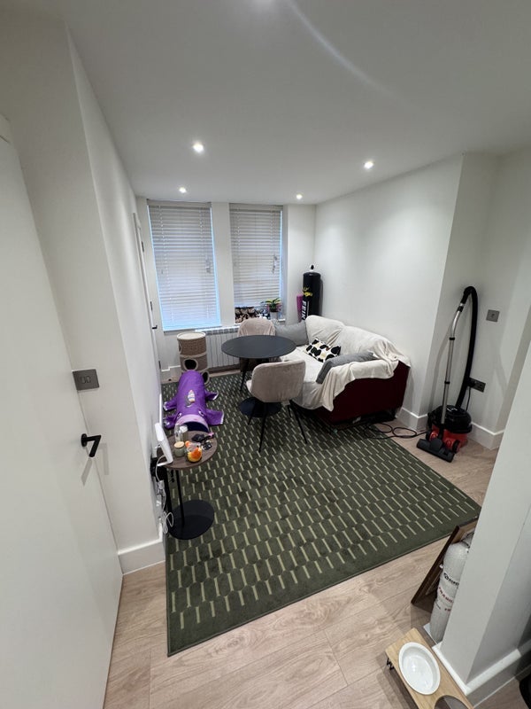 Room Penfold Place in City of Westminster